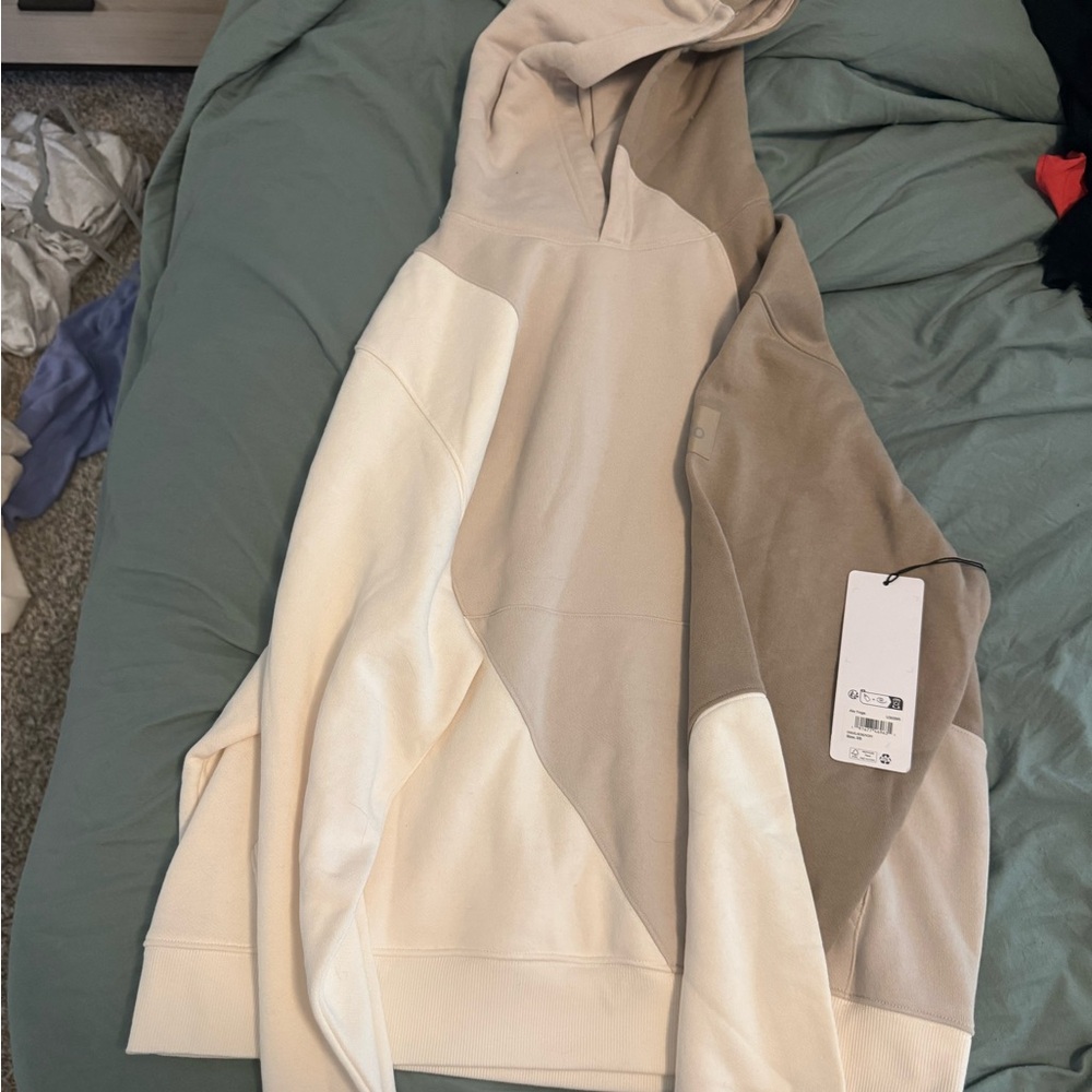ALO Yoga Make Waves Hoodie